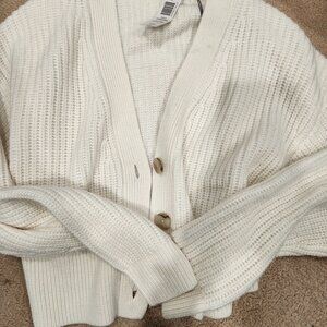 Aritzia Canberra cardigan